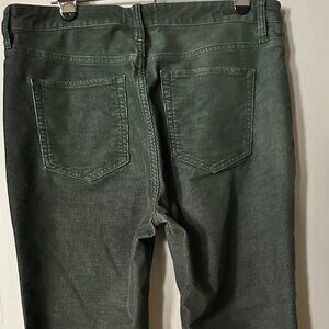 Carve Designs Skinny Cord Cilantro, size 12